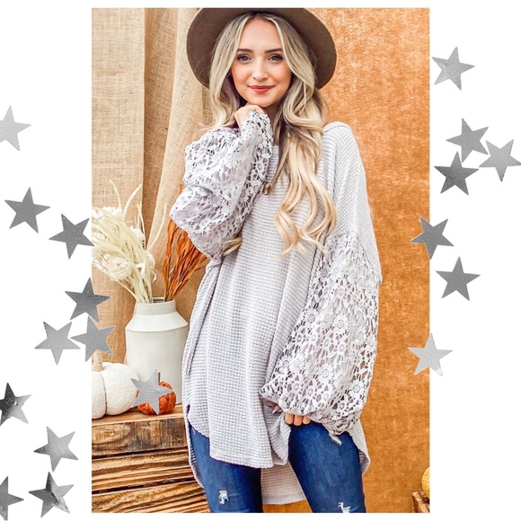 and the why Tops - Waffle Knit High Low Tunic with Crochet Bubble Sleeves